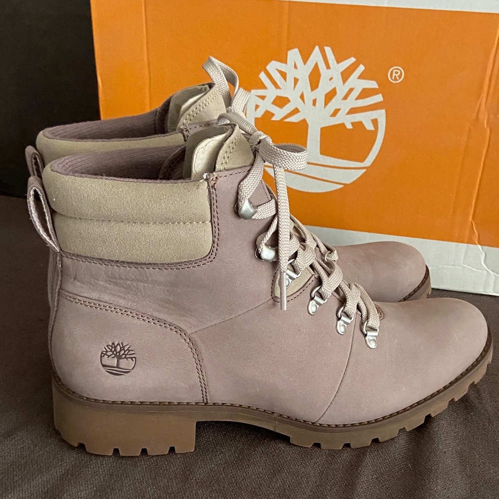 Timberland Women's hicker Lace-Up Nubuck Ankle Boots new